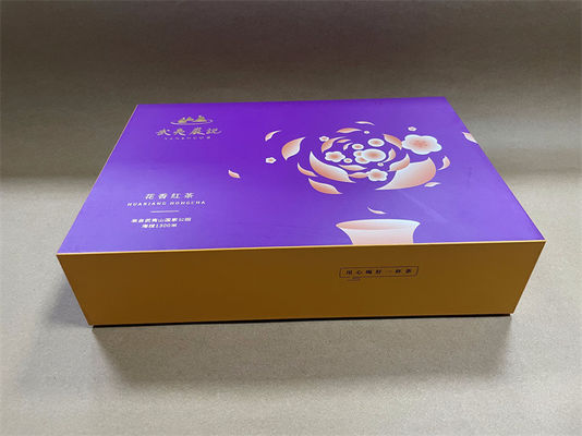صندوق الهدايا التجميلية من الورق اللامع FSC صناديق الهدايا المصنوعة من الورق المقوى الشخصية