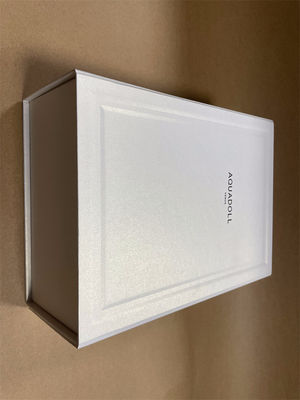 صندوق ورق قابلة للطي صديقة للبيئة صندوق هدايا من الورق الأبيض القابل لإعادة التدوير